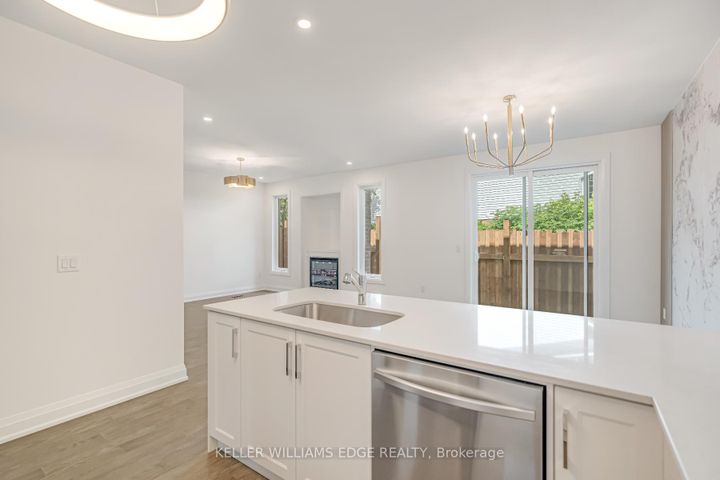 Photo 16 at 8 - 2154 Walkers Line, Headon, Burlington