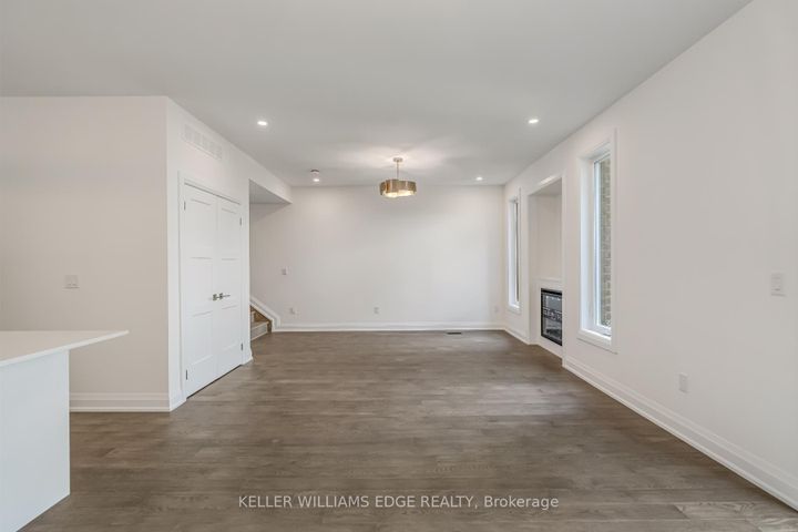 Photo 18 at 8 - 2154 Walkers Line, Headon, Burlington