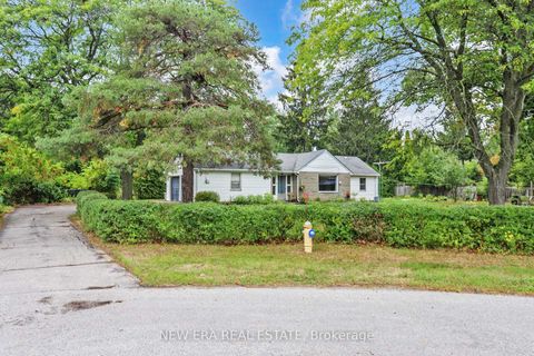 Photo 4 at 28 Thomas Avenue, Highland Creek, Toronto