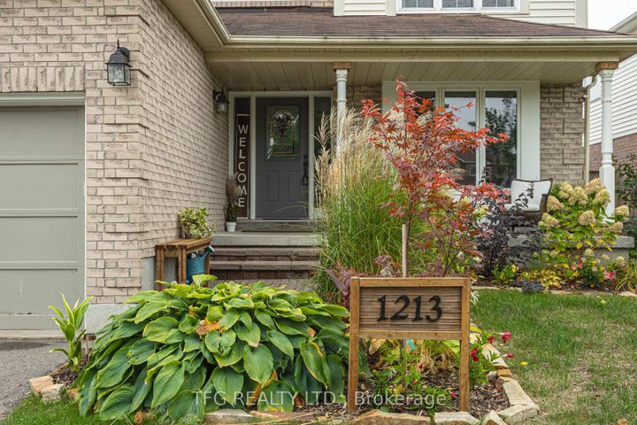 Photo 3 at 1213 Corsica Avenue, Eastdale, Oshawa