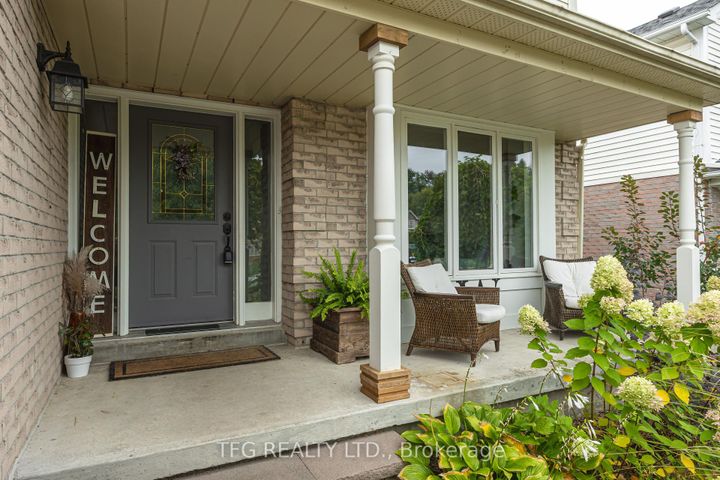 Photo 4 at 1213 Corsica Avenue, Eastdale, Oshawa