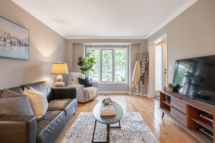 Photo 8 at 1213 Corsica Avenue, Eastdale, Oshawa