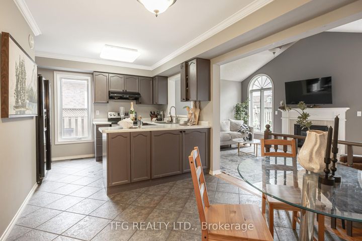 Photo 13 at 1213 Corsica Avenue, Eastdale, Oshawa