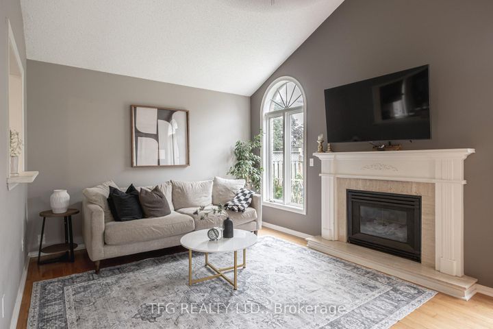Photo 17 at 1213 Corsica Avenue, Eastdale, Oshawa