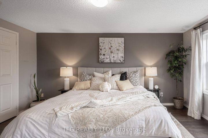 Photo 25 at 1213 Corsica Avenue, Eastdale, Oshawa