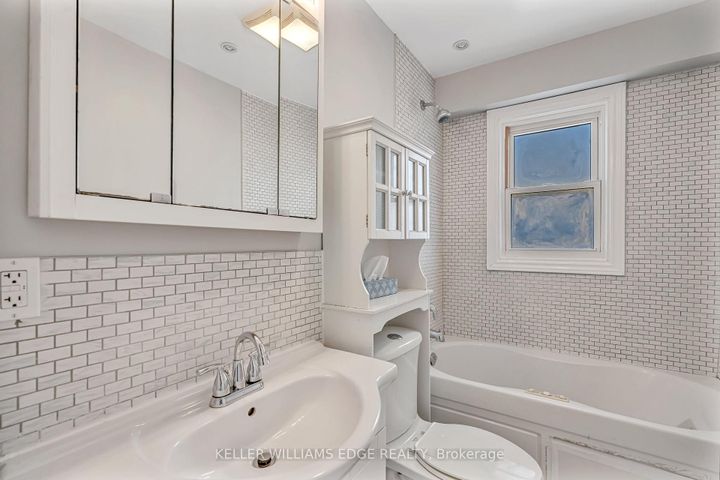 Photo 16 at 161 Cochrane Road, Glenview, Hamilton