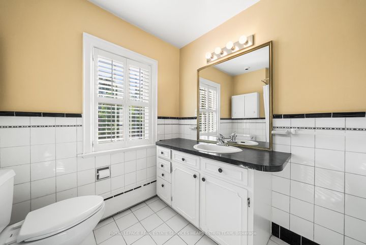 Photo 25 at 57 Fleming Crescent, Leaside, Toronto