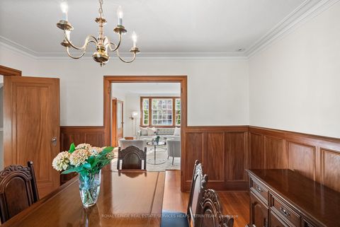 Photo 9 at 57 Fleming Crescent, Leaside, Toronto