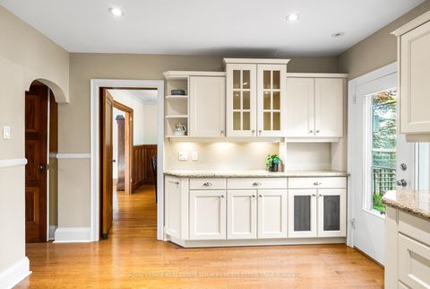 Photo 12 at 57 Fleming Crescent, Leaside, Toronto