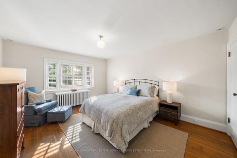 Photo 16 at 57 Fleming Crescent, Leaside, Toronto