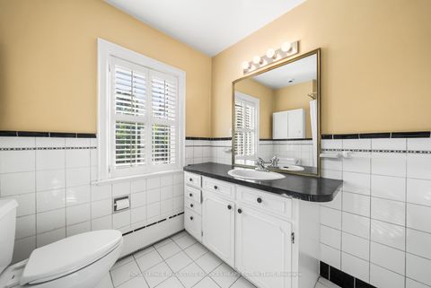 Photo 25 at 57 Fleming Crescent, Leaside, Toronto