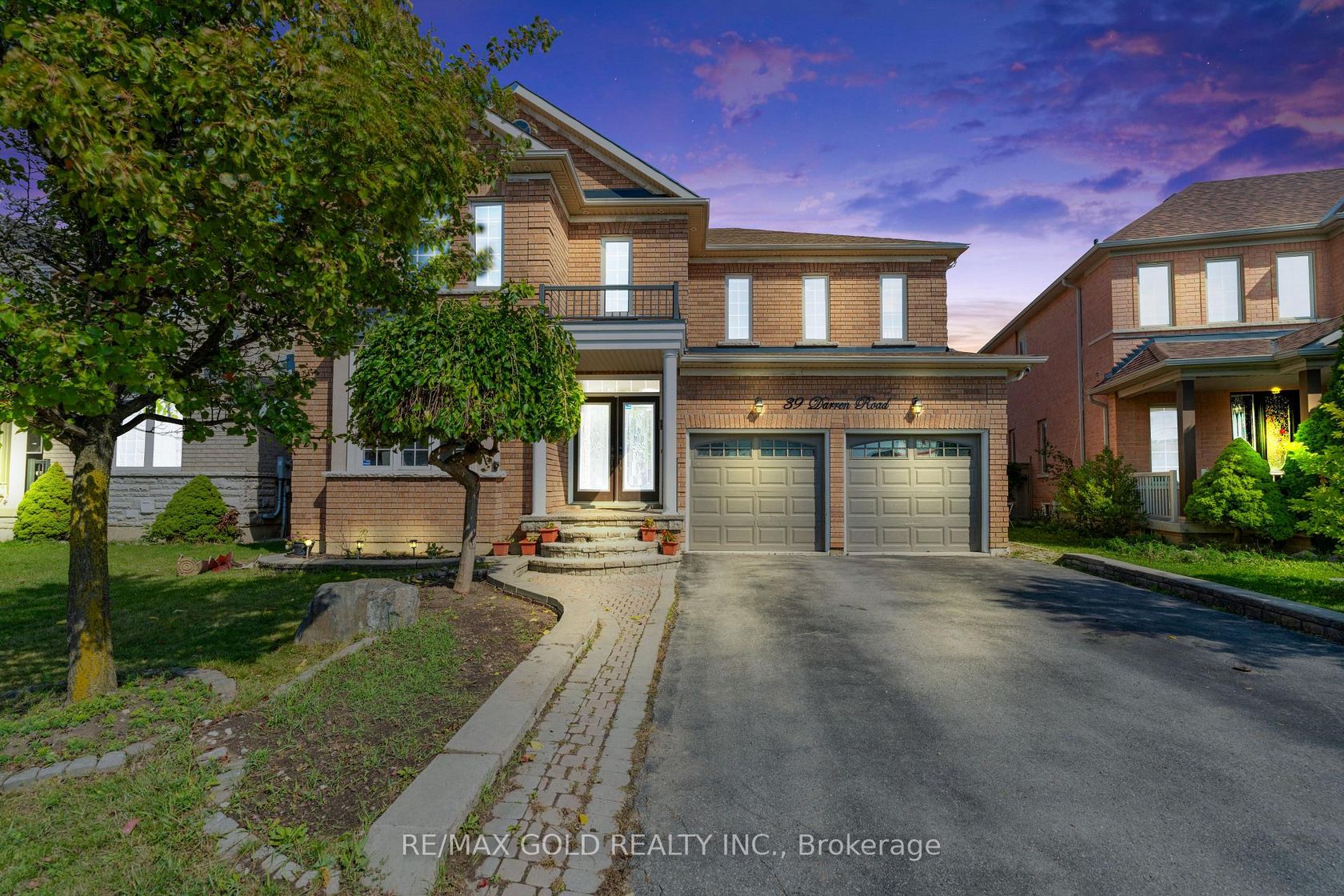 39 Darren Road, Vales of Castlemore North, Brampton 2