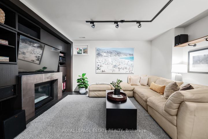 Photo 30 at 158 Warden Avenue, Cliffside, Toronto