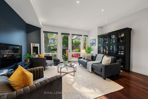 Photo 11 at 158 Warden Avenue, Cliffside, Toronto