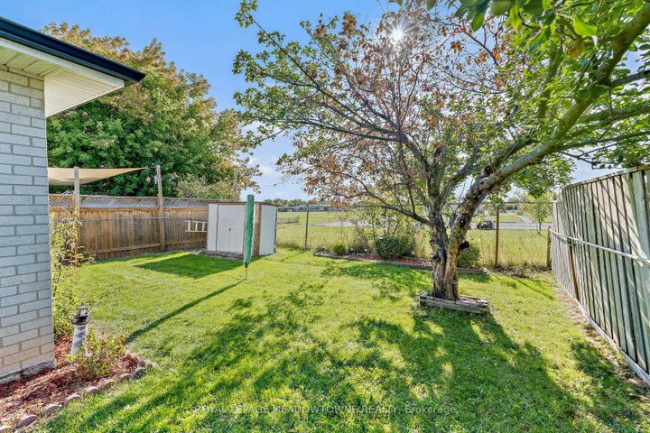 Photo 33 at 73 Jefferson Road, Northgate, Brampton