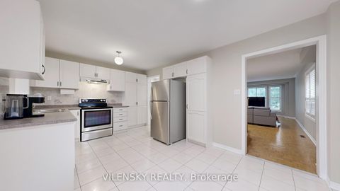 Photo 5 at 124 Foxfield Crescent, Patterson, Vaughan