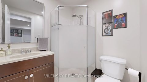 Photo 14 at 124 Foxfield Crescent, Patterson, Vaughan