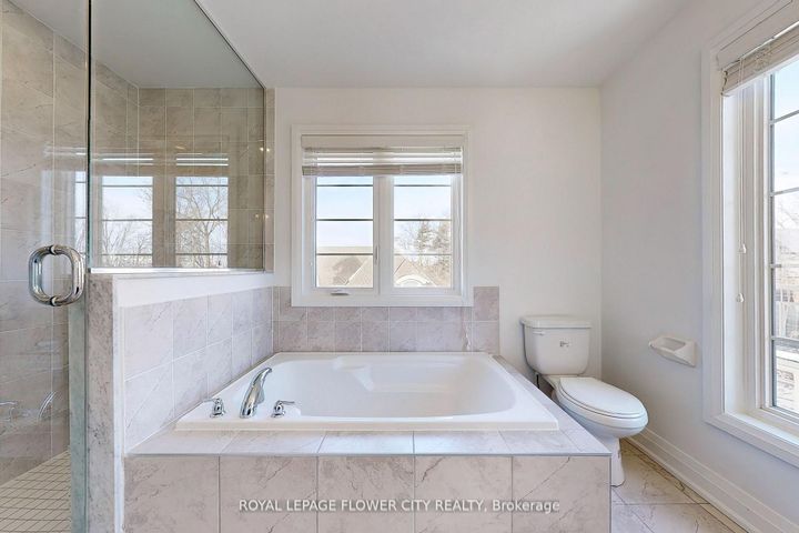 Photo 15 at 2 Summerbeam Way, Brampton West, Brampton