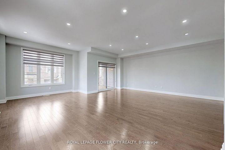 Photo 33 at 2 Summerbeam Way, Brampton West, Brampton