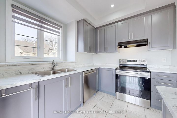 Photo 34 at 2 Summerbeam Way, Brampton West, Brampton