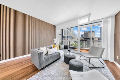 Photo 2 at 911 - 210 Simcoe Street, Chinatown, Toronto