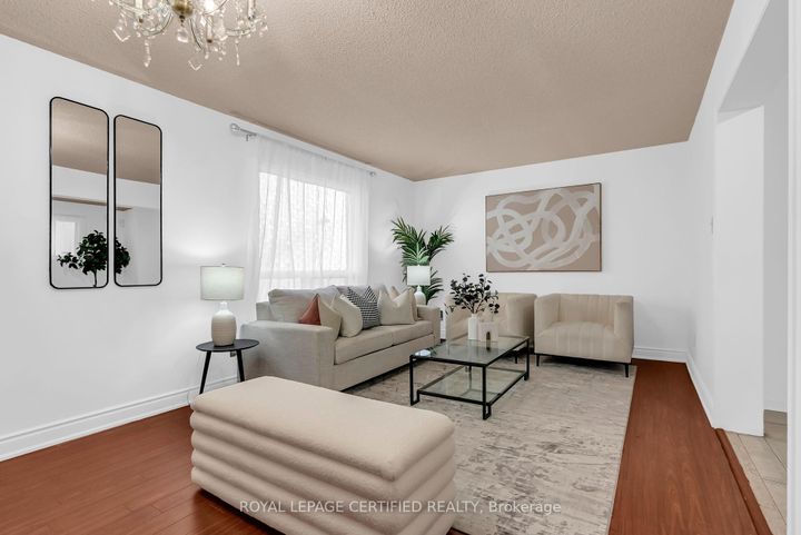Photo 6 at 5513 Holbrook Road, Central Erin Mills, Mississauga