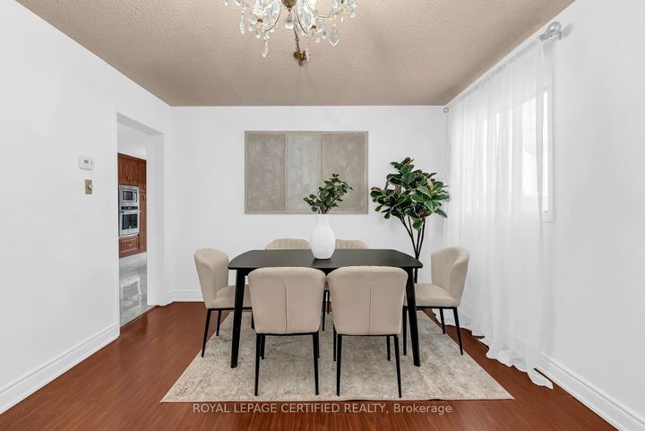 Photo 10 at 5513 Holbrook Road, Central Erin Mills, Mississauga