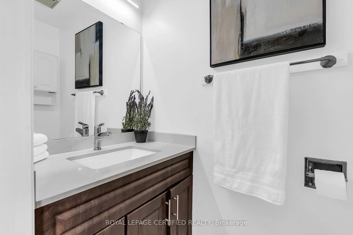 Photo 24 at 5513 Holbrook Road, Central Erin Mills, Mississauga
