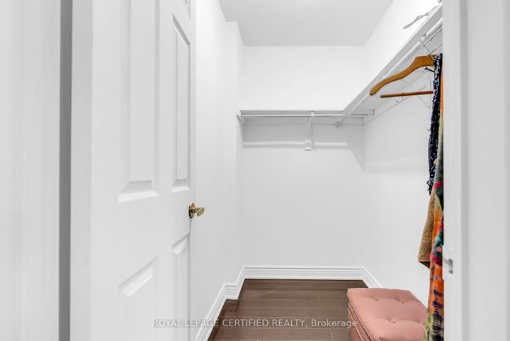 Photo 31 at 5513 Holbrook Road, Central Erin Mills, Mississauga