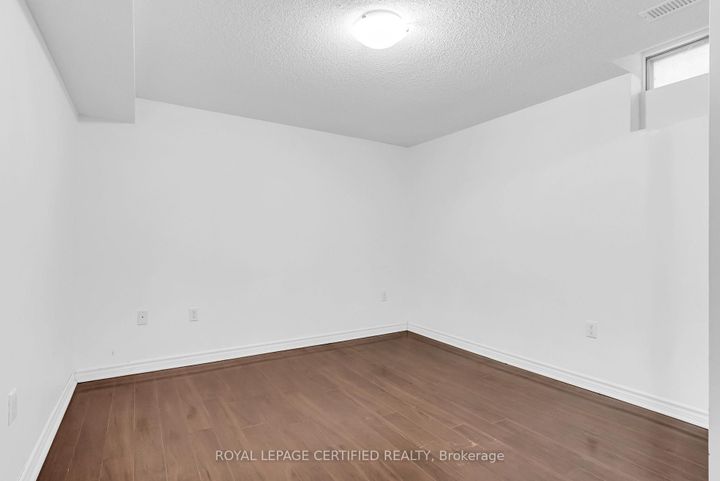 Photo 42 at 5513 Holbrook Road, Central Erin Mills, Mississauga