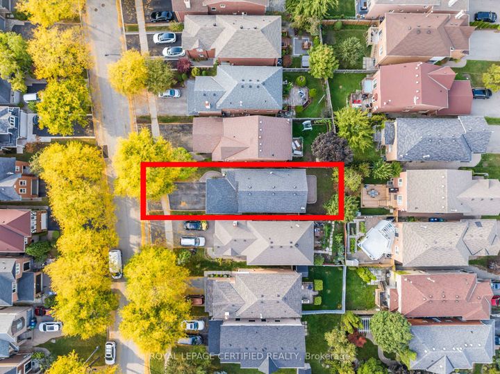 Photo 47 at 5513 Holbrook Road, Central Erin Mills, Mississauga