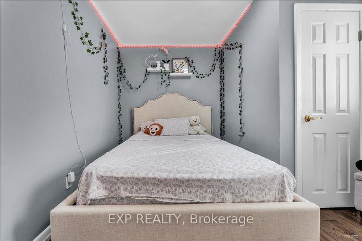 Photo 21 at 21 Kanarick Crescent, Jane Heights, Toronto