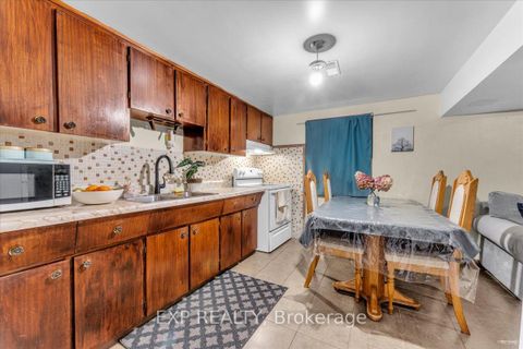 Photo 31 at 21 Kanarick Crescent, Jane Heights, Toronto