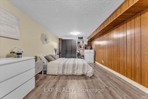 Photo 37 at 21 Kanarick Crescent, Jane Heights, Toronto