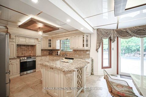 Photo 11 at 188 Strathearn Avenue, Bayview Hill, Richmond Hill