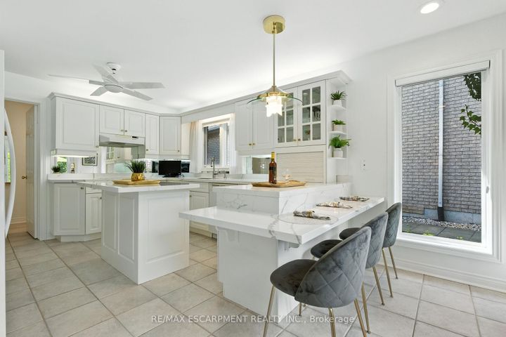 Photo 13 at 1104 Crofton Way, Tyandaga, Burlington