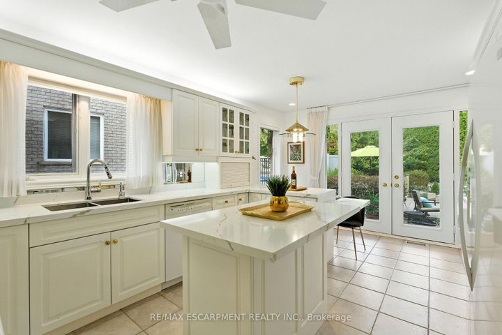 Photo 15 at 1104 Crofton Way, Tyandaga, Burlington