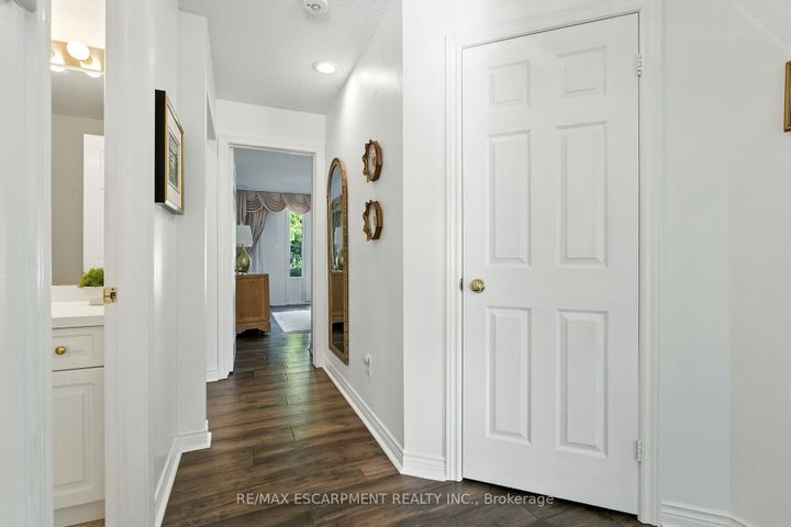 Photo 26 at 1104 Crofton Way, Tyandaga, Burlington