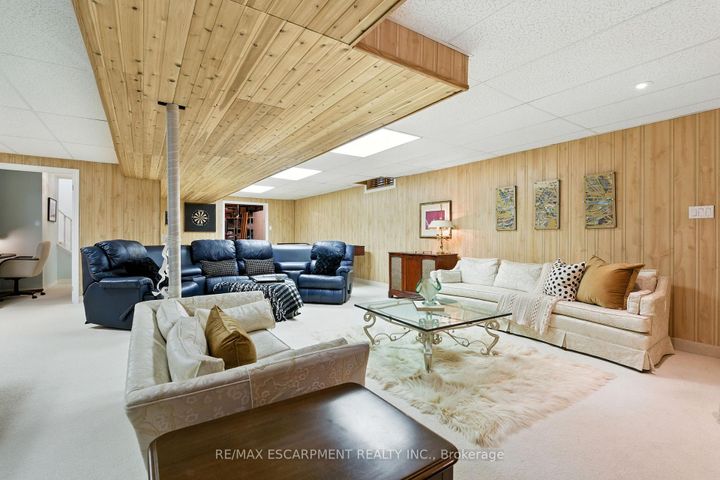 Photo 32 at 1104 Crofton Way, Tyandaga, Burlington
