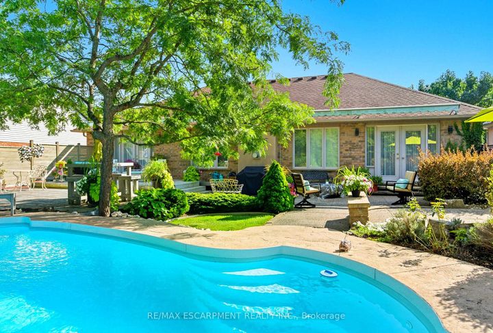 Photo 43 at 1104 Crofton Way, Tyandaga, Burlington