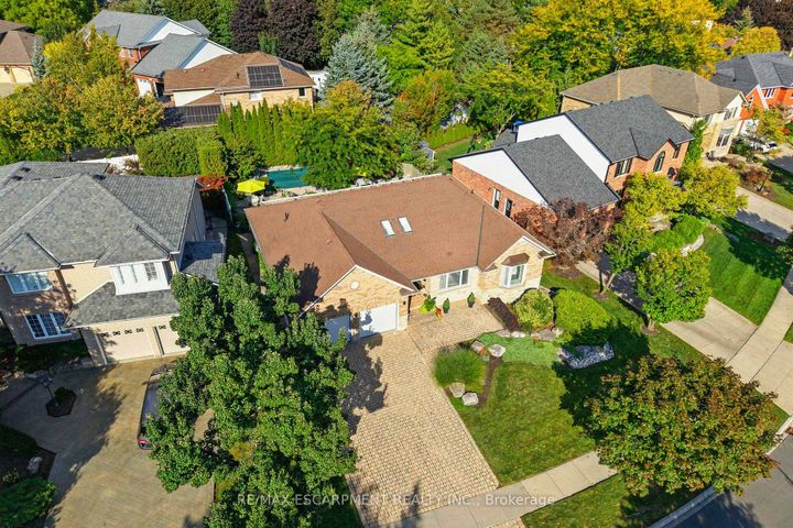 Photo 45 at 1104 Crofton Way, Tyandaga, Burlington