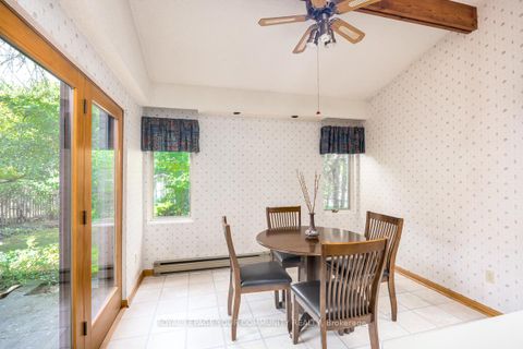 Photo 5 at 42 Lillooet Crescent, North Richvale, Richmond Hill