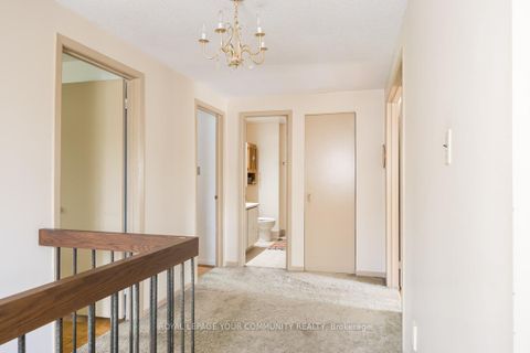 Photo 16 at 42 Lillooet Crescent, North Richvale, Richmond Hill