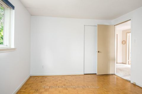 Photo 22 at 42 Lillooet Crescent, North Richvale, Richmond Hill