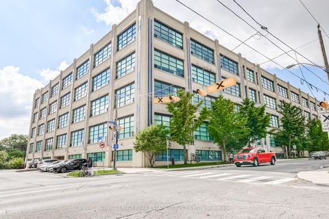 Photo 1 at 126 - 1001 Roselawn Avenue, Belgravia, Toronto