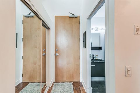 Photo 6 at 126 - 1001 Roselawn Avenue, Belgravia, Toronto