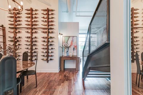 Photo 7 at 126 - 1001 Roselawn Avenue, Belgravia, Toronto