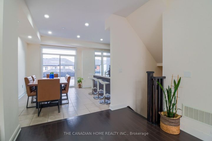 Photo 7 at 433 Veterans Drive, Northwest Brampton, Brampton