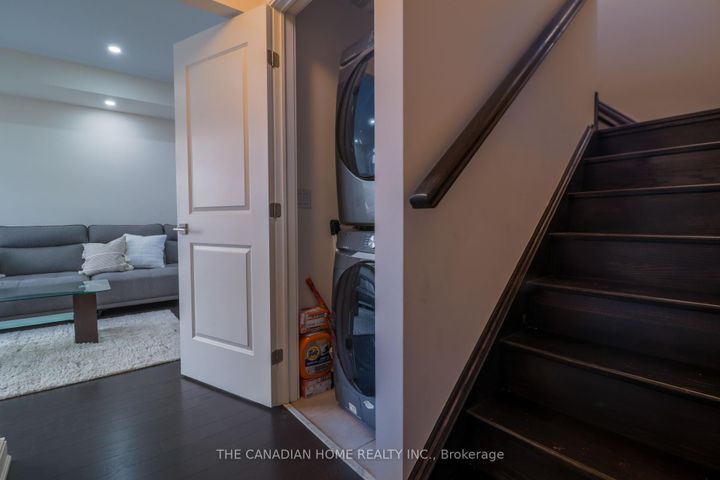 Photo 15 at 433 Veterans Drive, Northwest Brampton, Brampton