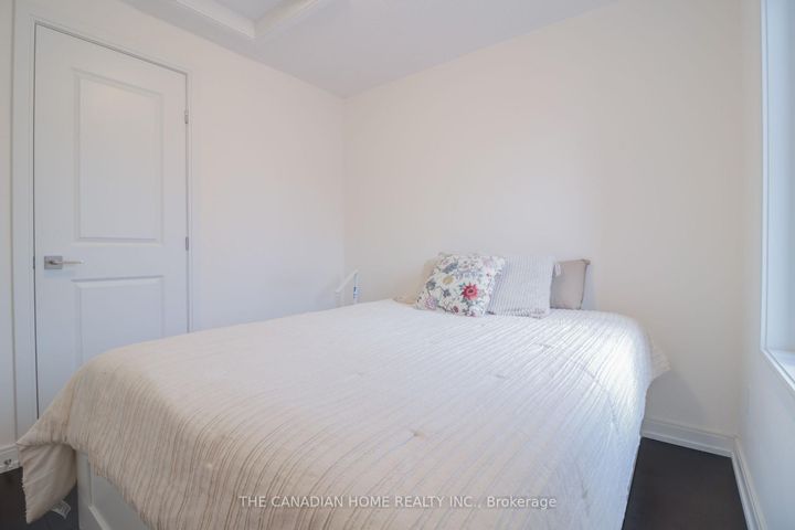Photo 22 at 433 Veterans Drive, Northwest Brampton, Brampton